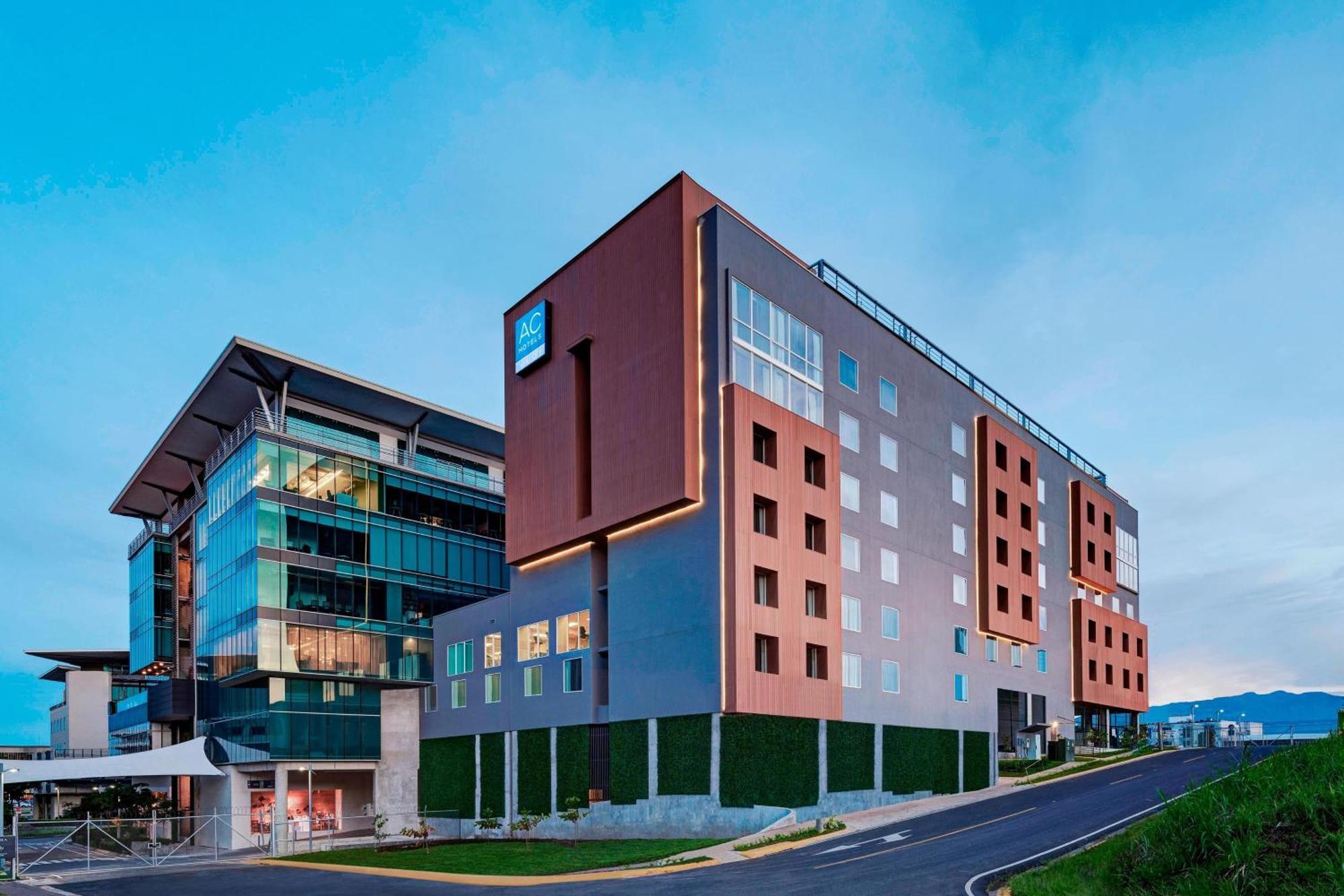 Ac By Marriott Escazu Hotel