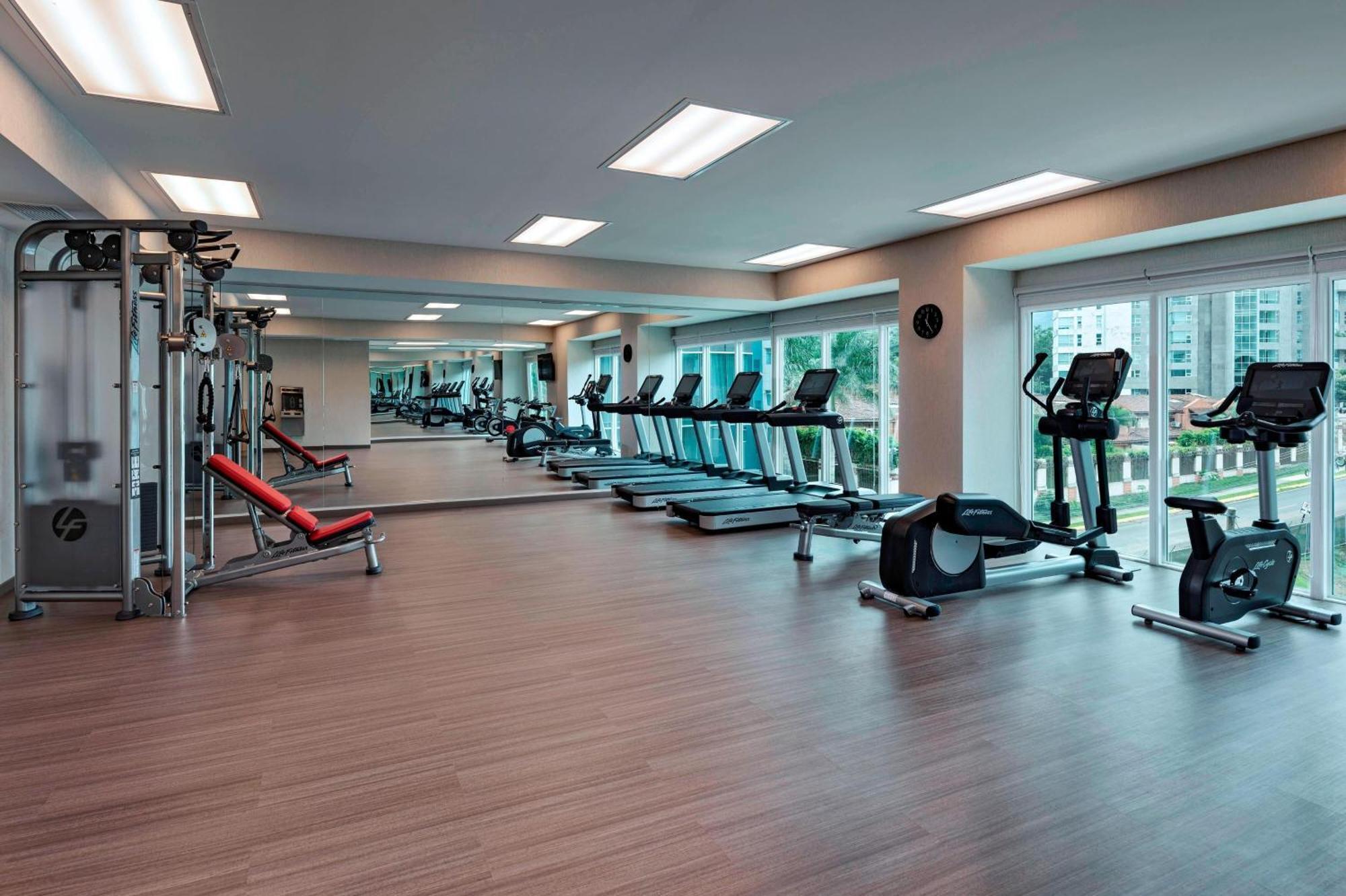 Hotel Ac By Marriott Escazu 5*